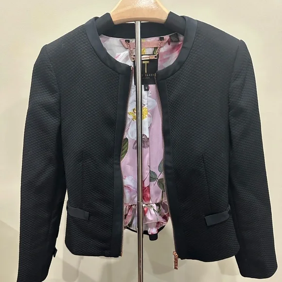 Elegant Ted Baker Black Peplum Suit & Dress - Picture 2 of 9